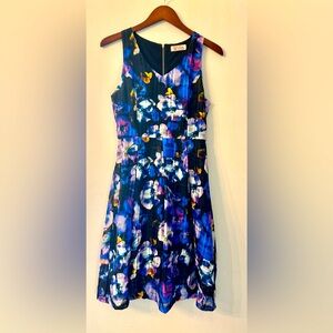 Willa size small flower pattern purple and blue sleeveless scoop neck dress.